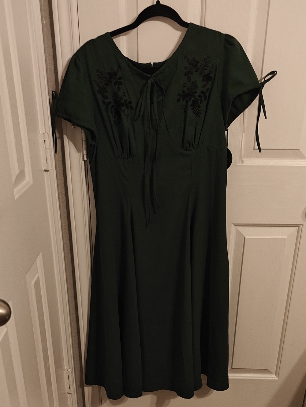 Emerald Green Floral Embroidered Midi Dress
